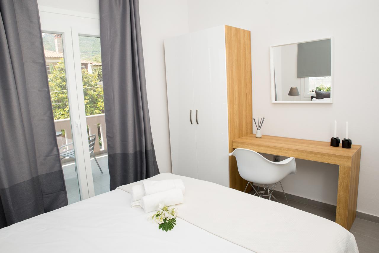 Palio Grey Apartments PalaiónTsiflíkion 외부 사진