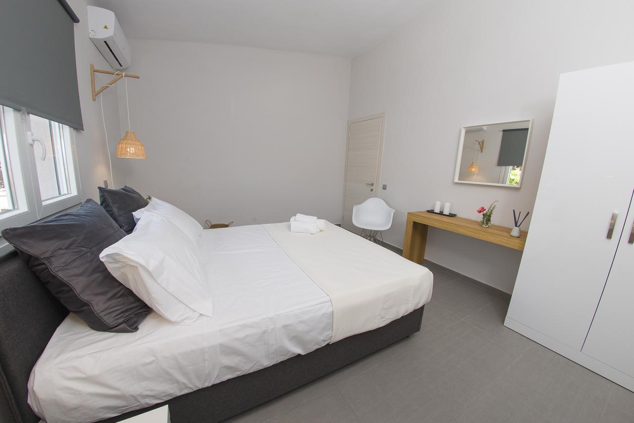 Palio Grey Apartments PalaiónTsiflíkion 외부 사진