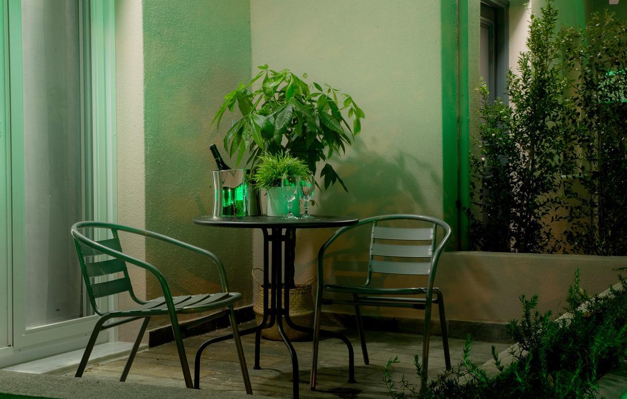 Palio Grey Apartments PalaiónTsiflíkion 외부 사진